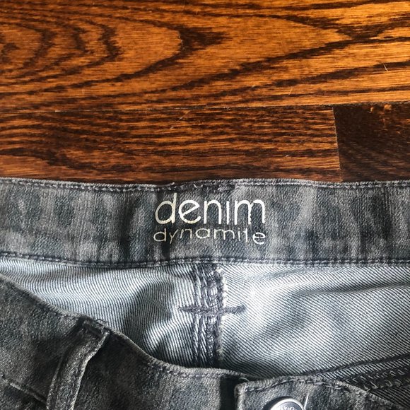 Dynamite Cheetah Print Jeans - Picture 5 of 8